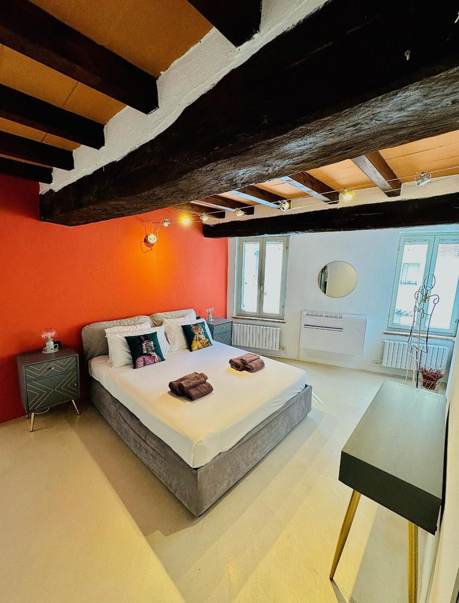 Apartment New Street House Parma